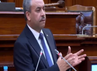 بعد تصريحه بأن تيزي وزو حلّت الثانية في ترتيب « البيام ».. الأرسيدي يهاجم بشدة وزير التربية