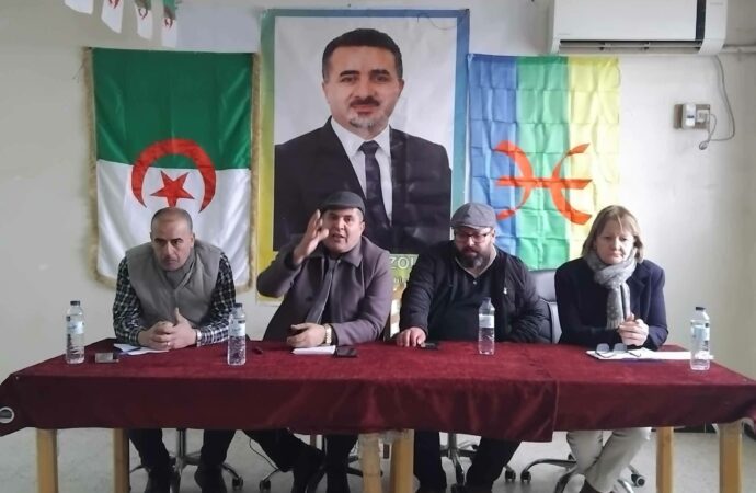 Rencontre débat avec les citoyens de Larbaa-Nat-Iraten